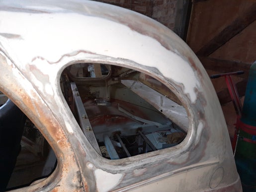 fird prefect river v8 hot rod rear side window