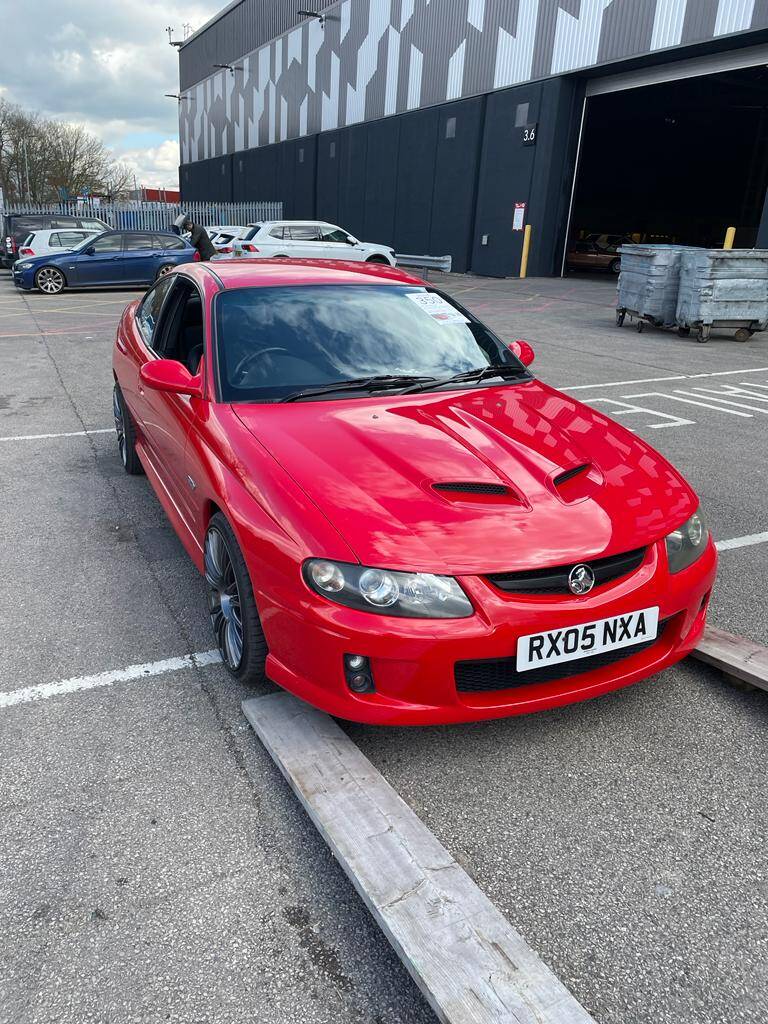 Vauxhall Monaro v8 Front View