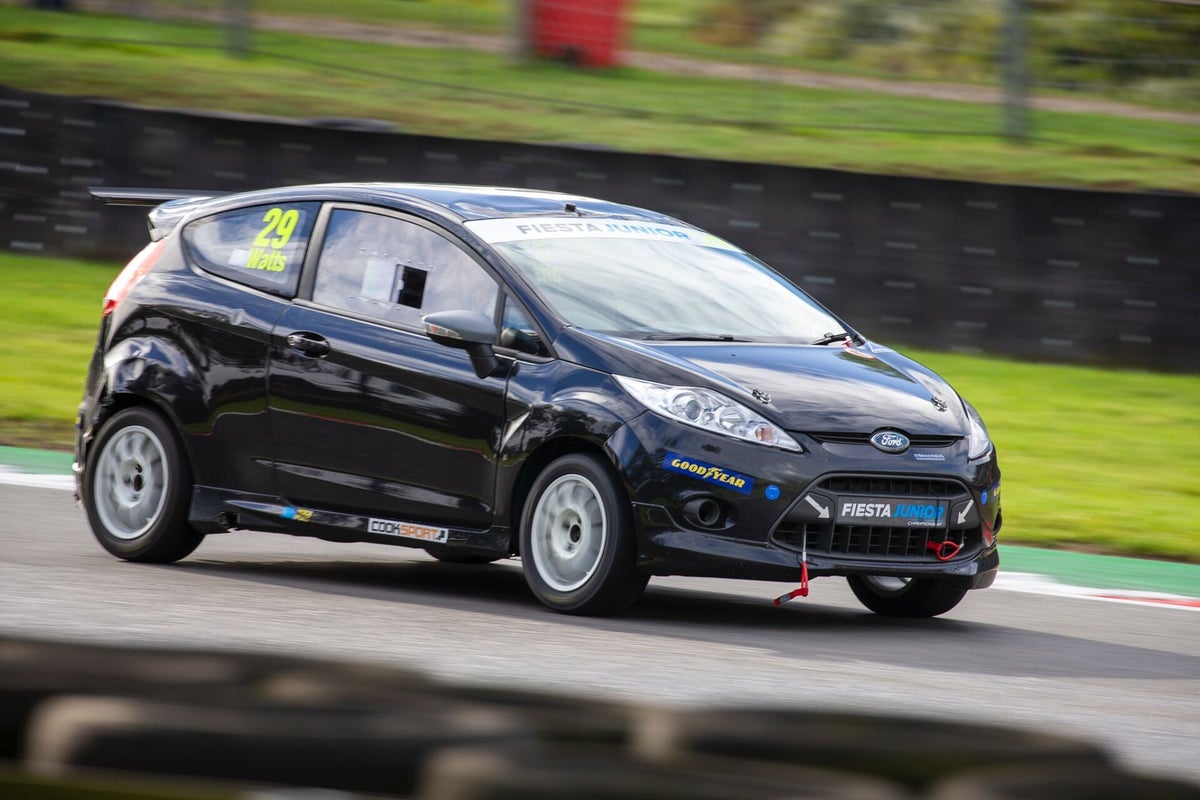 BRSCC Fiesta Juniors, Josh Watt's first race / Dave's Mechanical ...