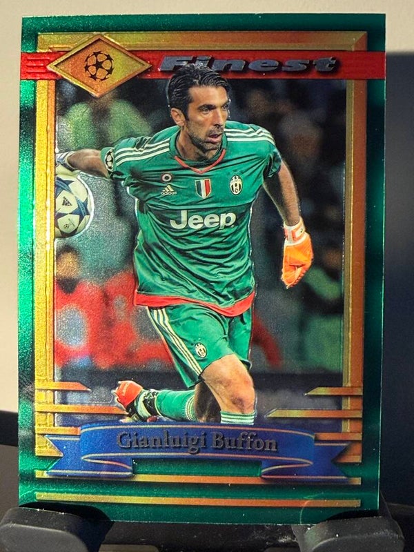 Topps Finest UCC 22/23 - Gianluigi Buffon
