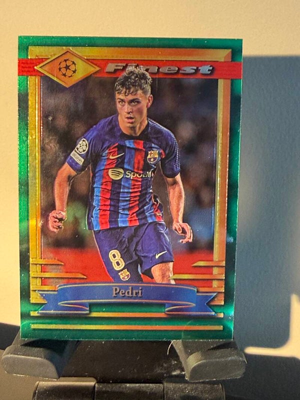 Topps Finest UCC 22/23 - Pedri