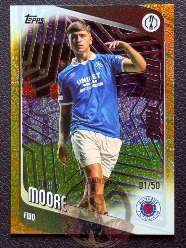 Topps UCC Carnaval 25/26 Mikey Moore nummerert 01/50