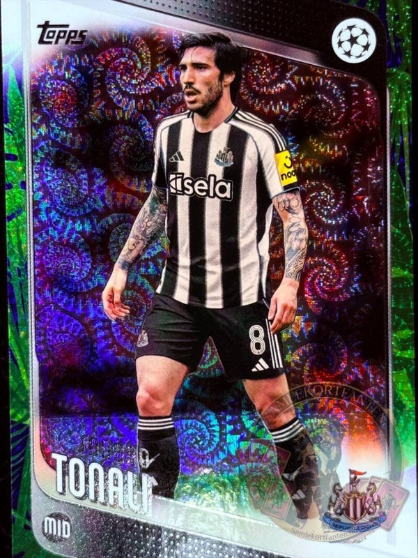 Topps UCC Carnaval 25/26 Sandro Tonali Parallel