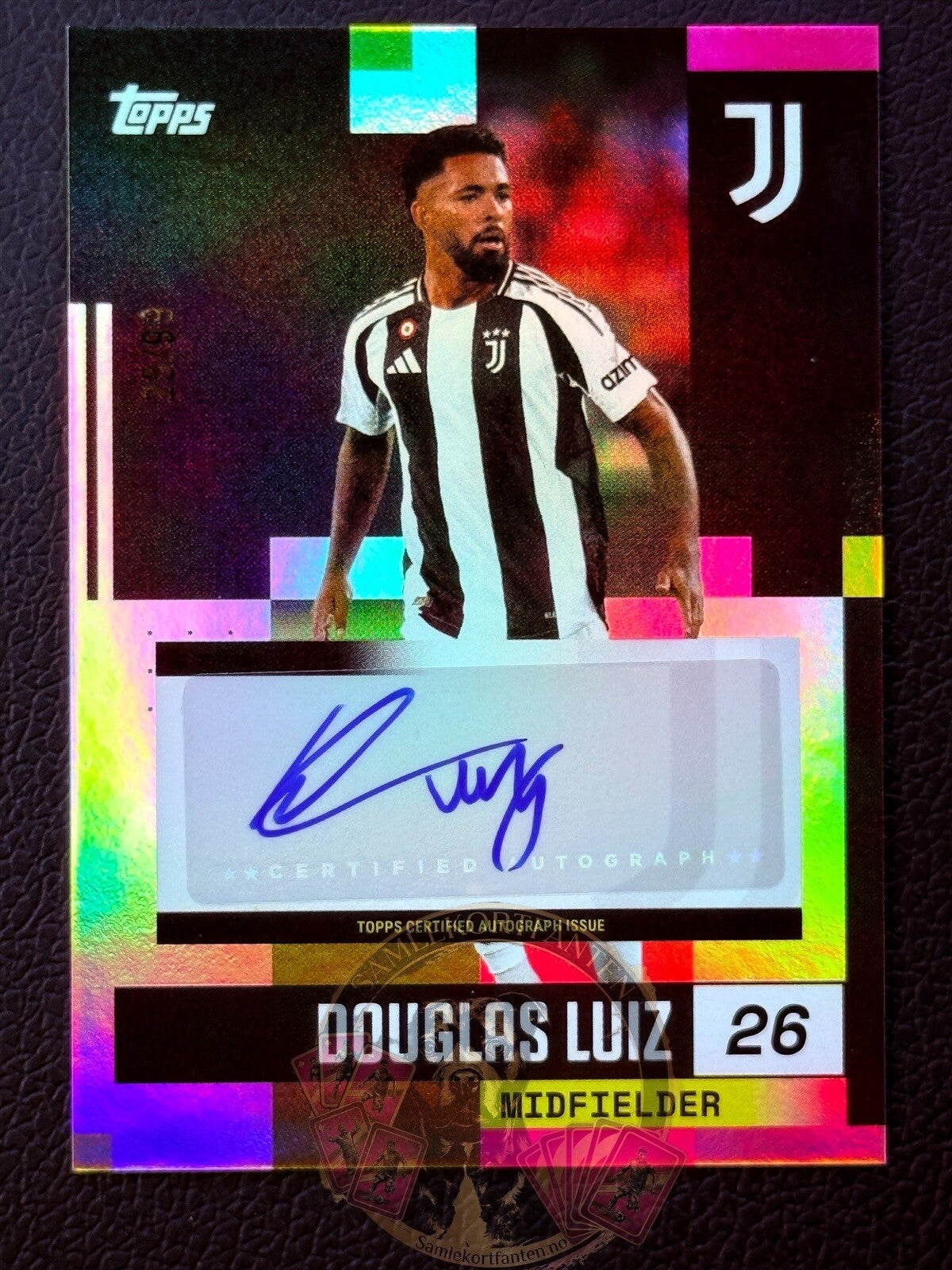 Topps Juventus team set 24/25 Douglas Luiz auto