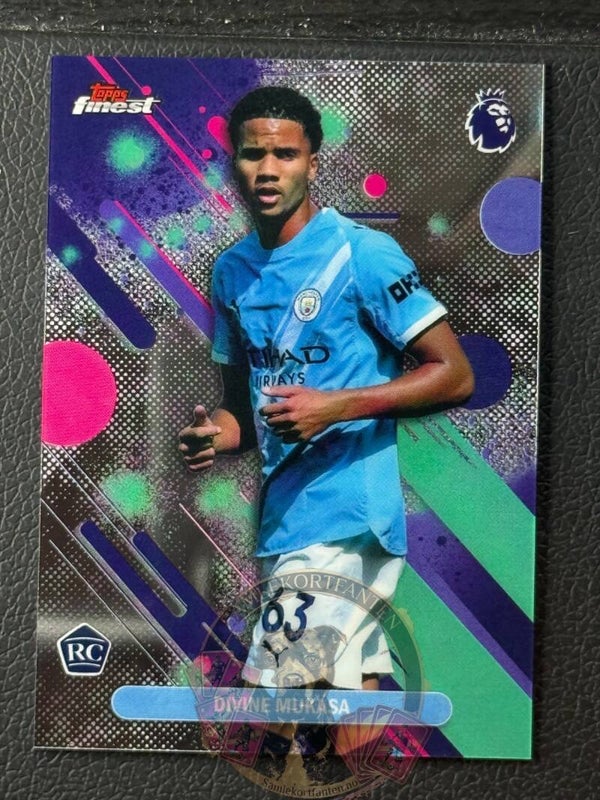 Topps Finest Premier League 25/26 Divine Mukasa - RC