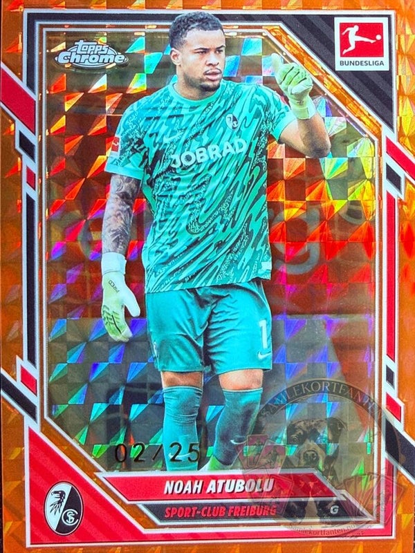 Topps Bundesliga Chrome 25/26 Noah Atubolu Parallel nummerert 02/25