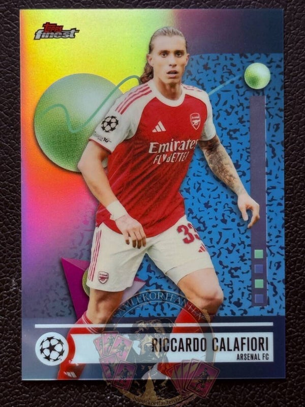 Topps Finest 25/26 Riccardo Calafiori Parallel