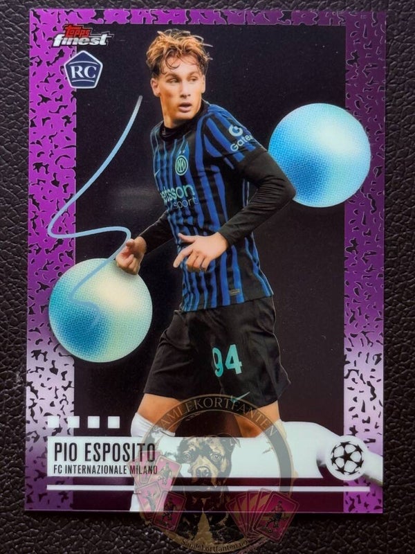 Topps Finest 25/26 Pio Esposito RC