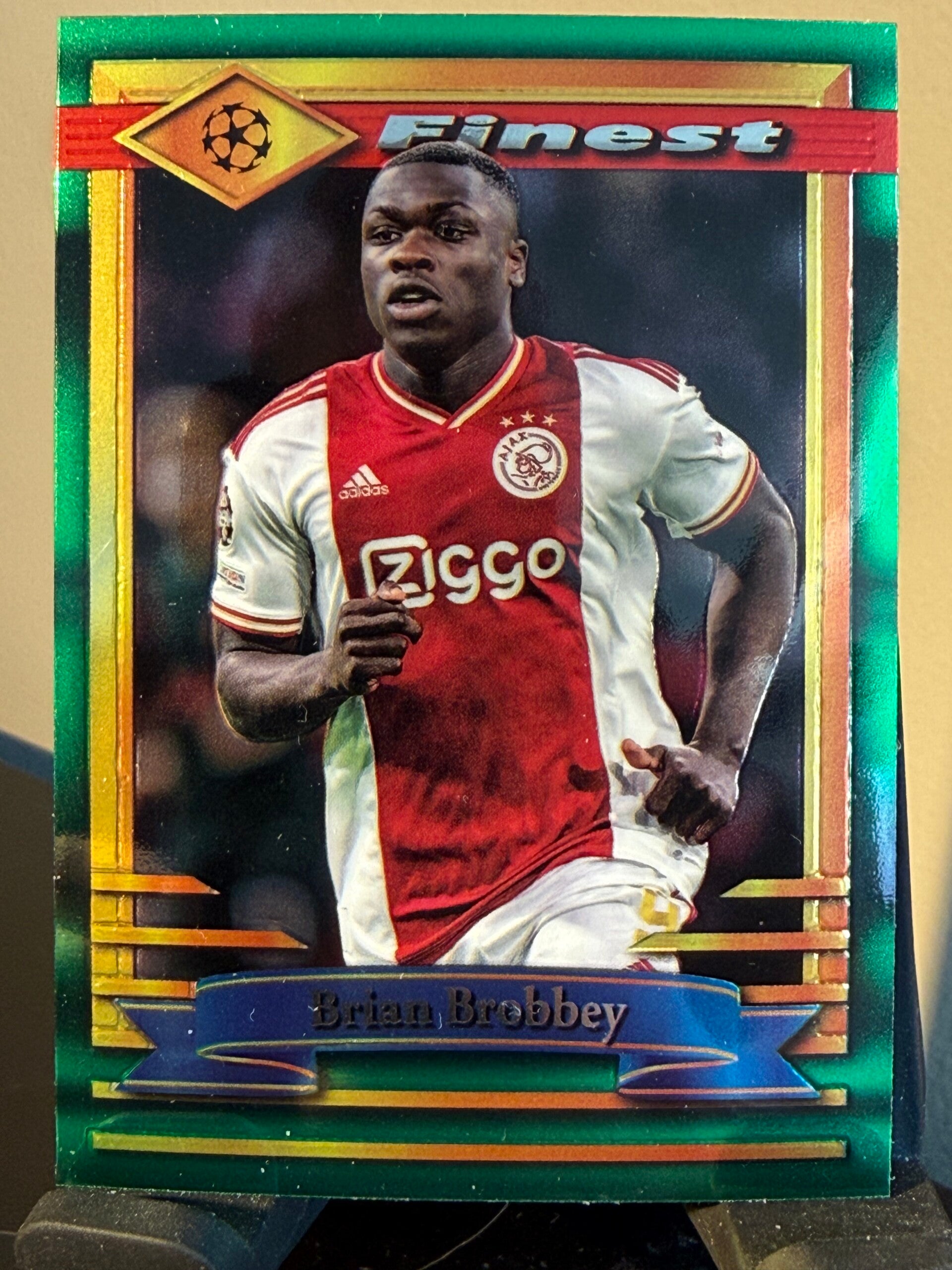 Topps Finest UCC 22/23 - Brian Brobbey