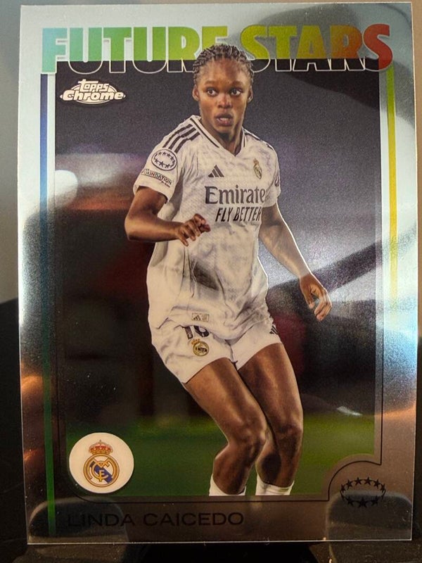 Topps UWCL Chrome 24/25 Linda Caicedo