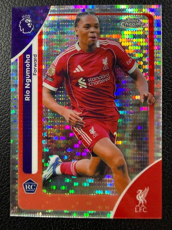 Topps Premier League Chrome 25/26 Rio Ngumoha RC Parallel