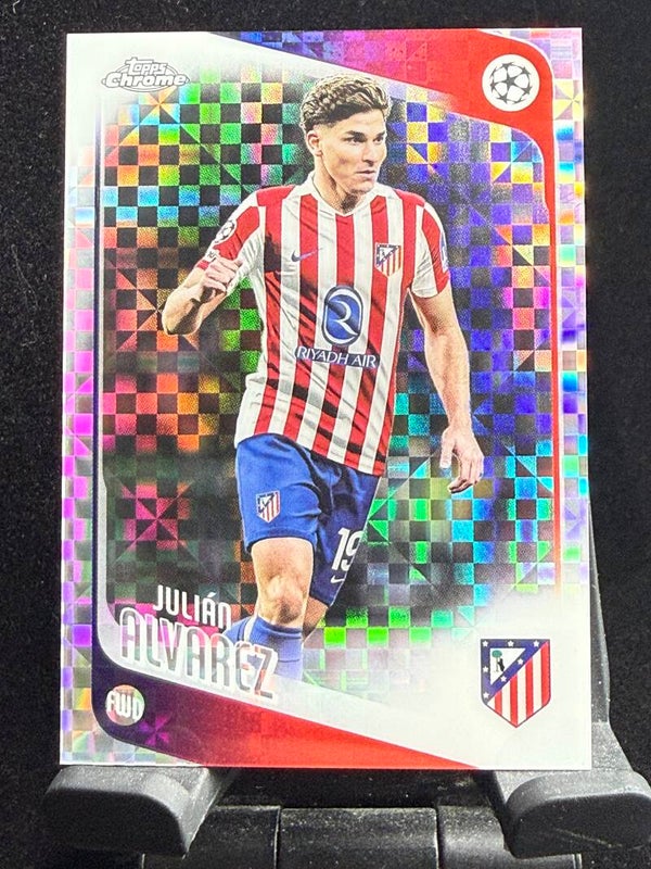 Topps UCC Chrome 25/26 Julian Alvarez Parallel