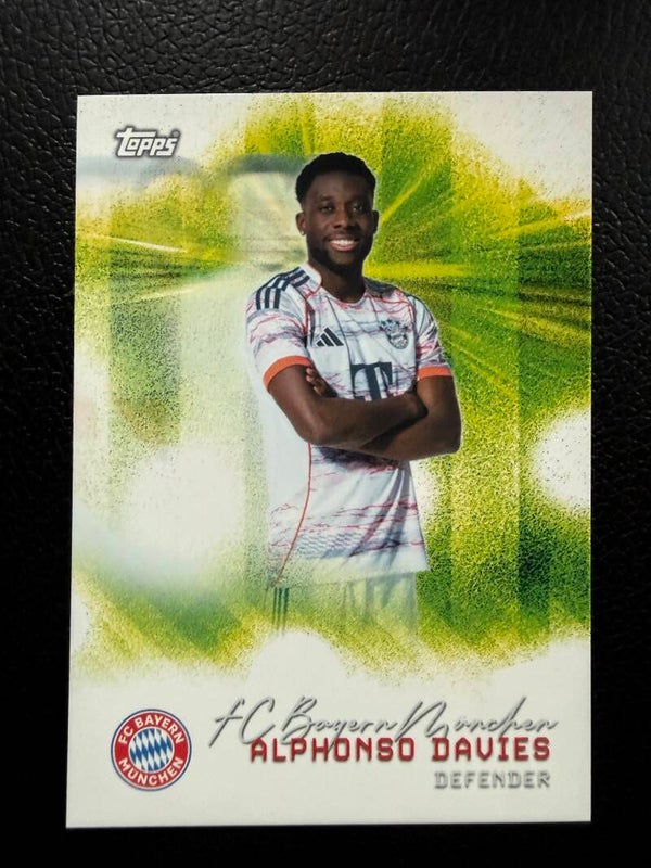 Topps Bayern München Team Set 25/26 Alphonso Davies