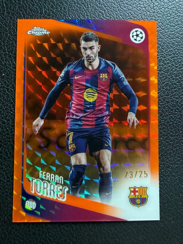 Topps UCC Chrome 25/26 Ferran Torres nummerert 23/25