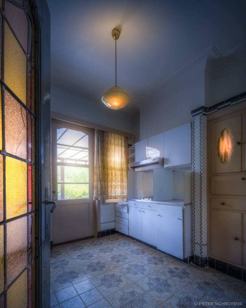 202507haunted_fineart_architecture_photography-villavanboeckel003-standard.jpg