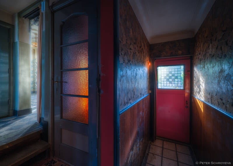 202507haunted_fineart_architecture_photography-villavanboeckel015-standard.jpg