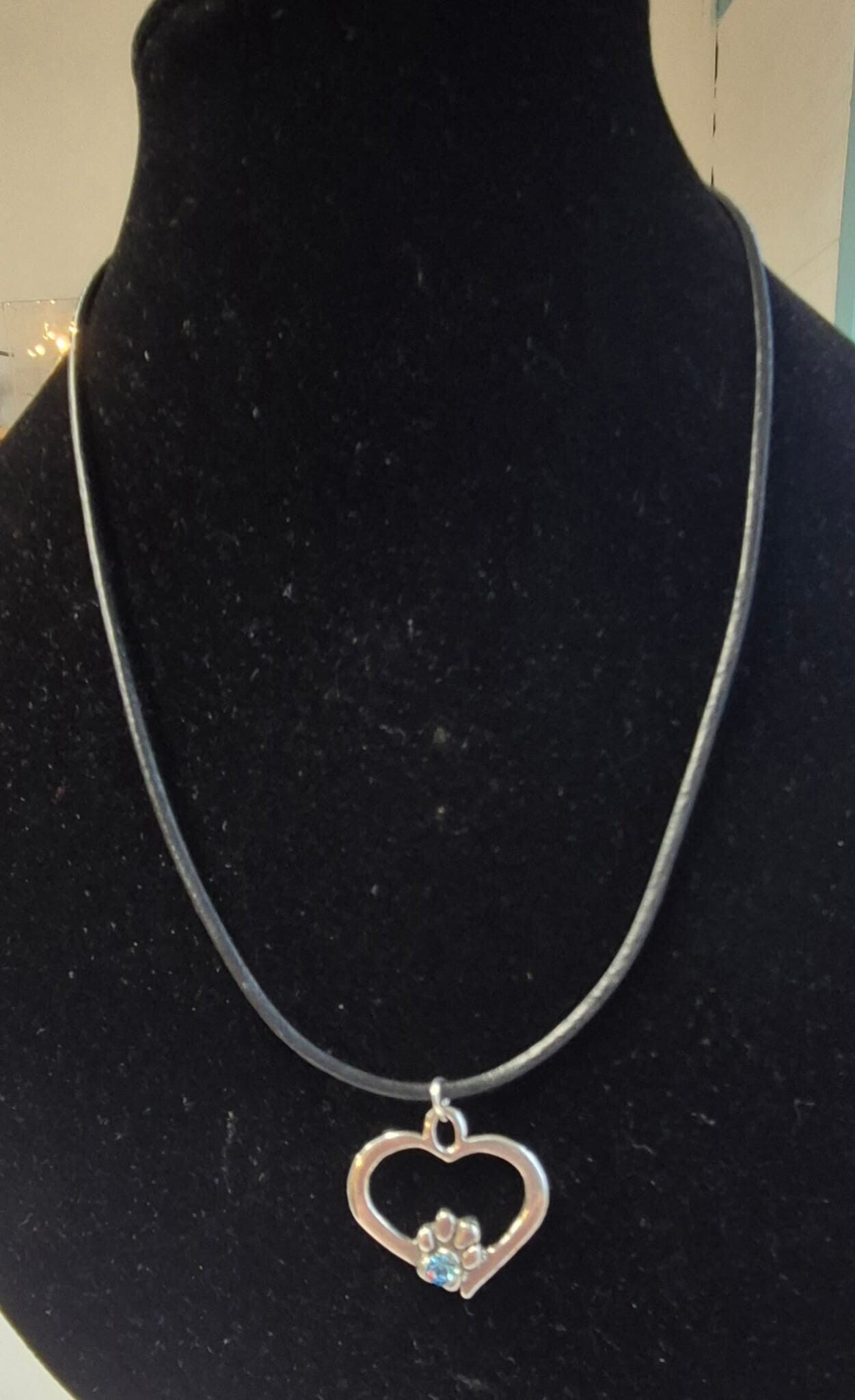 Ketting met blauwe Swarovski