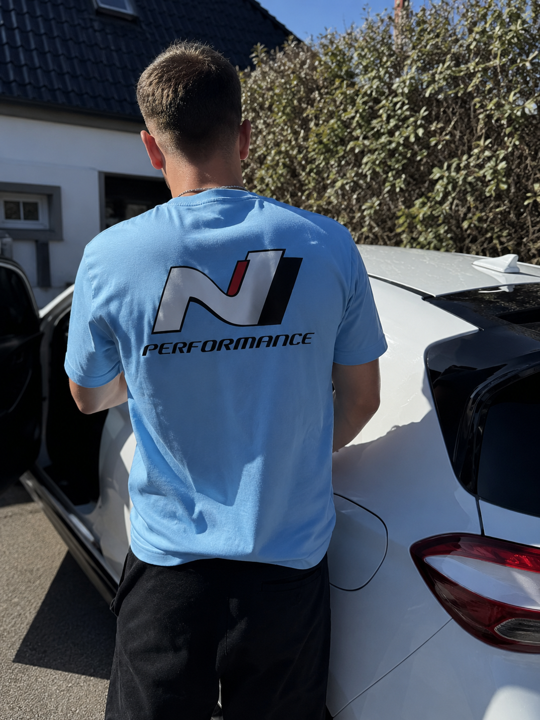 Hyundai N Performance T-Shirt – Racing Style für Auto-Fans