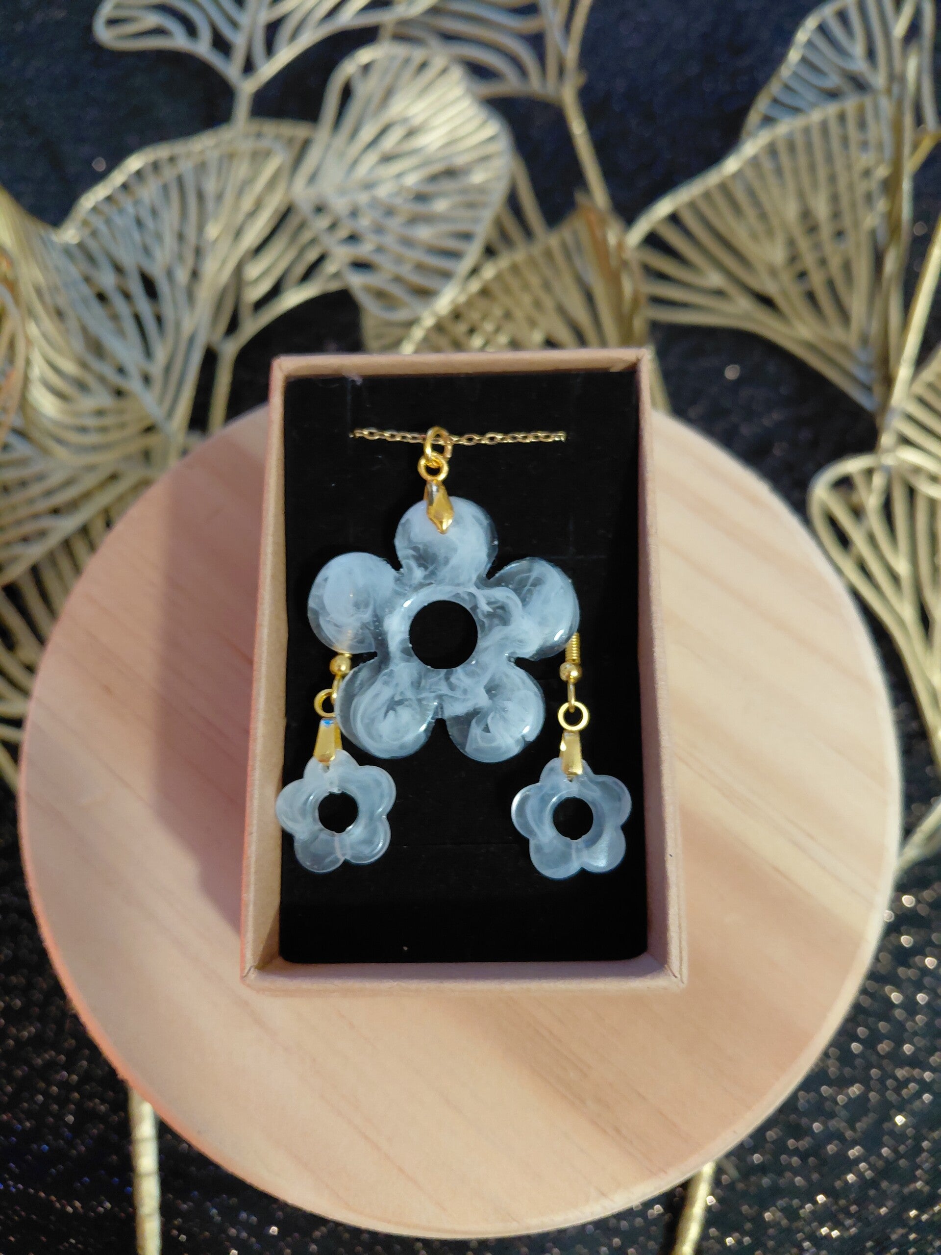 Parrure collier et boucle d'oreilles