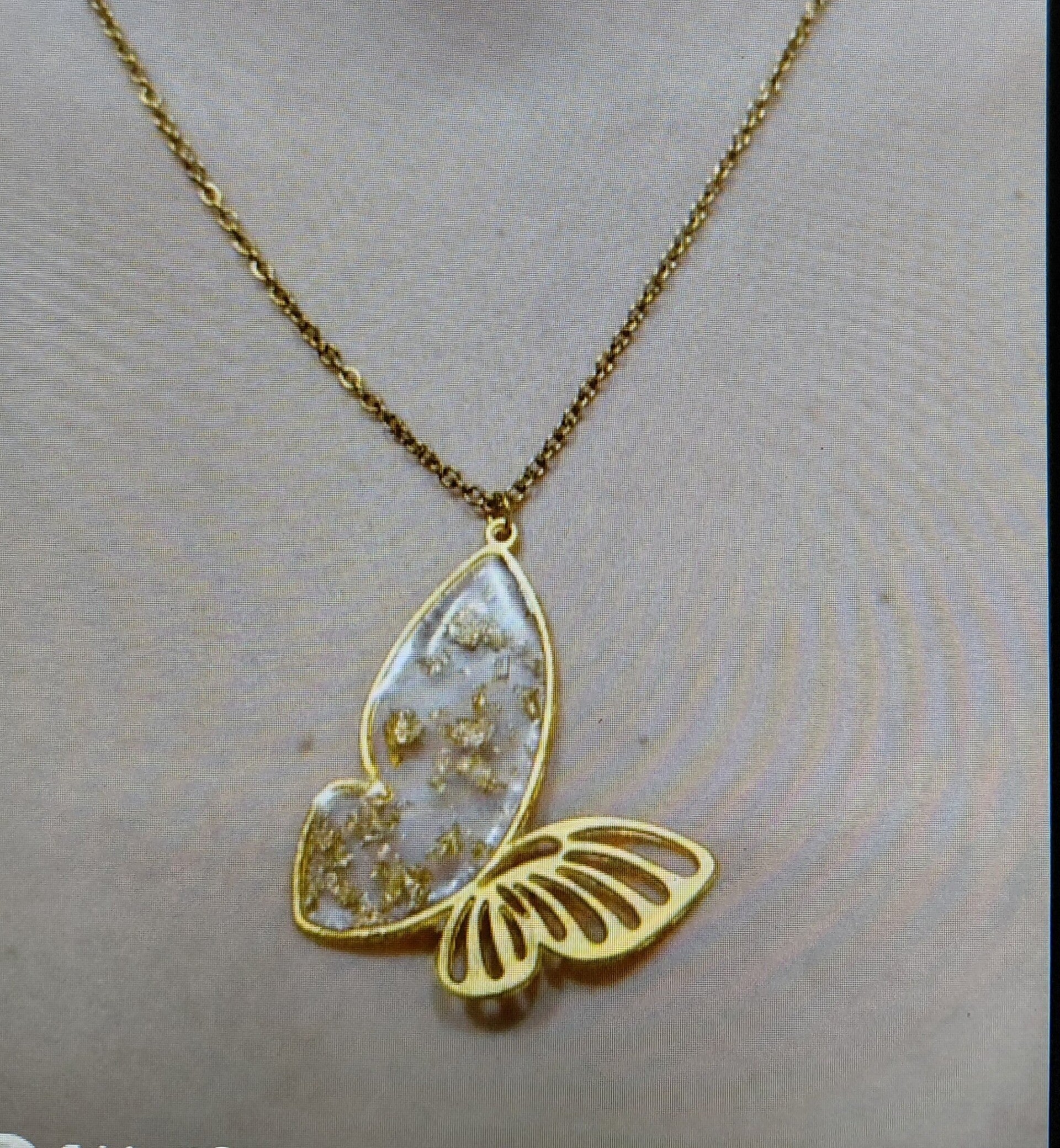 collier papillon