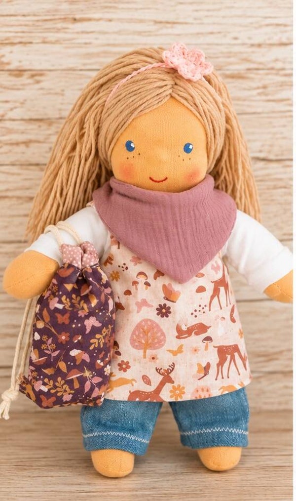 Amanda – ein Jotte Unikate Puppenkind nach Waldorf Art