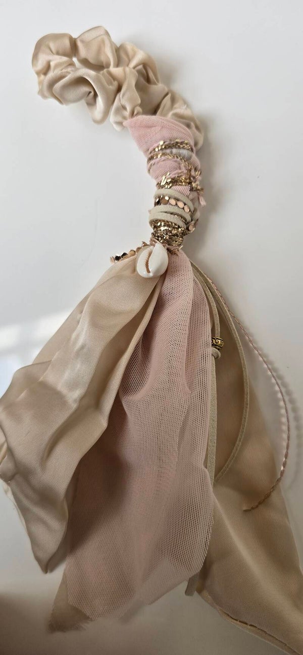 Mibiza Scrunchie | Sand & Soft pink