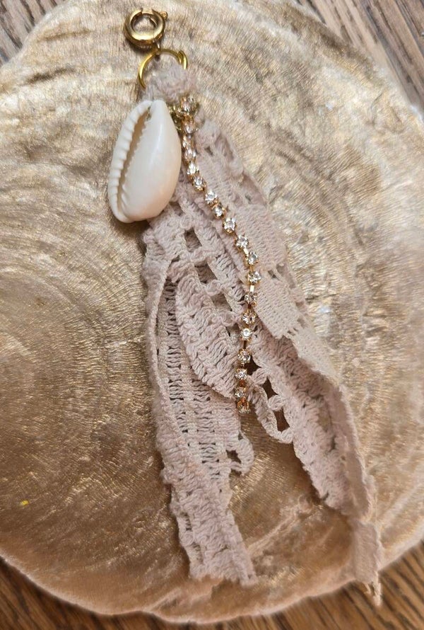 Mibiza Charm | Sparkle Shells