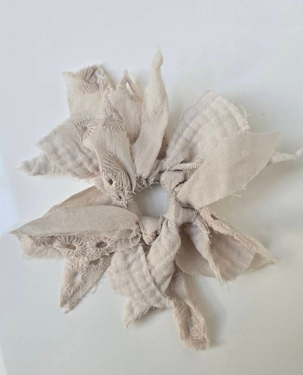 Mini Fringe Scrunchie 🤍
