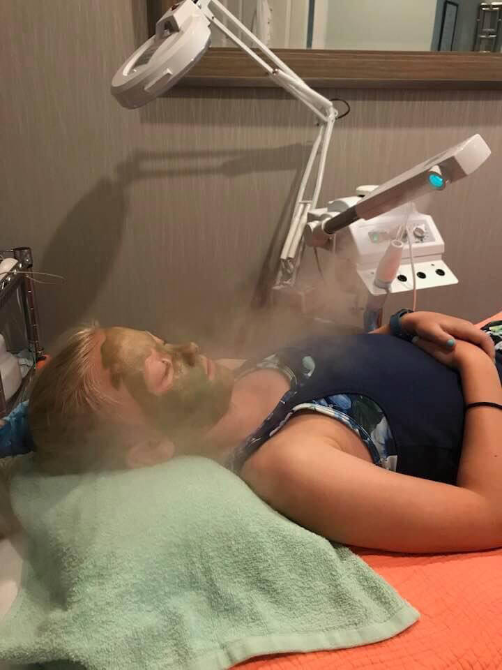 Teen-Facial