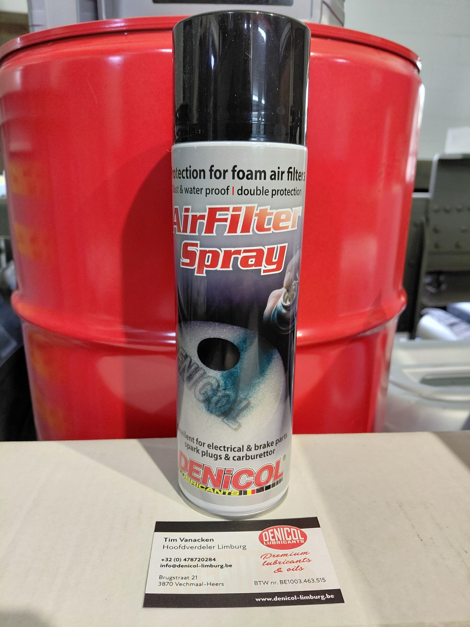 Air filter spray