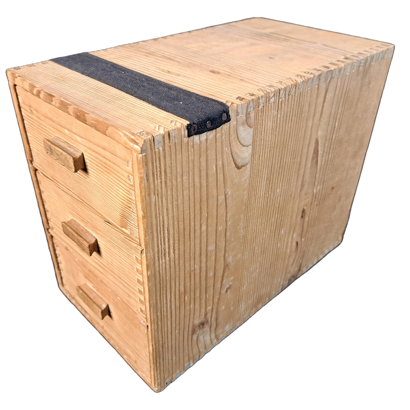 Spindkasten met inhoud