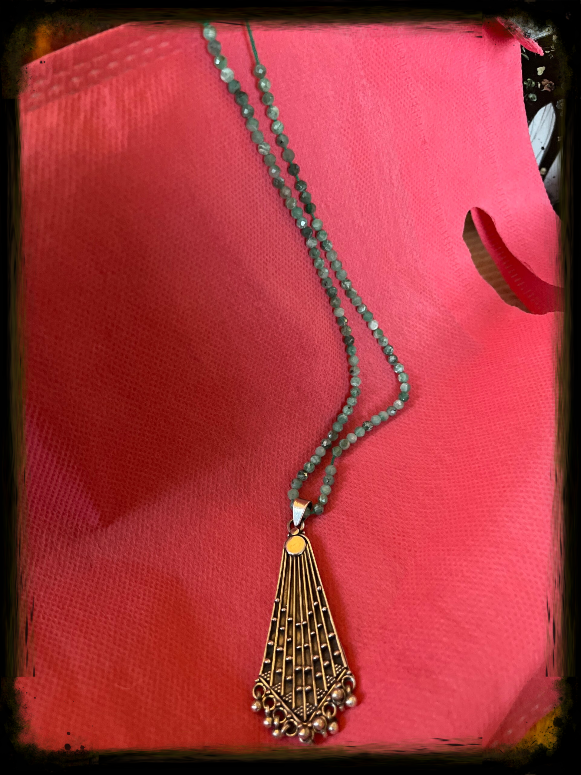 Collier Aura - Émeraudes & Argent 985