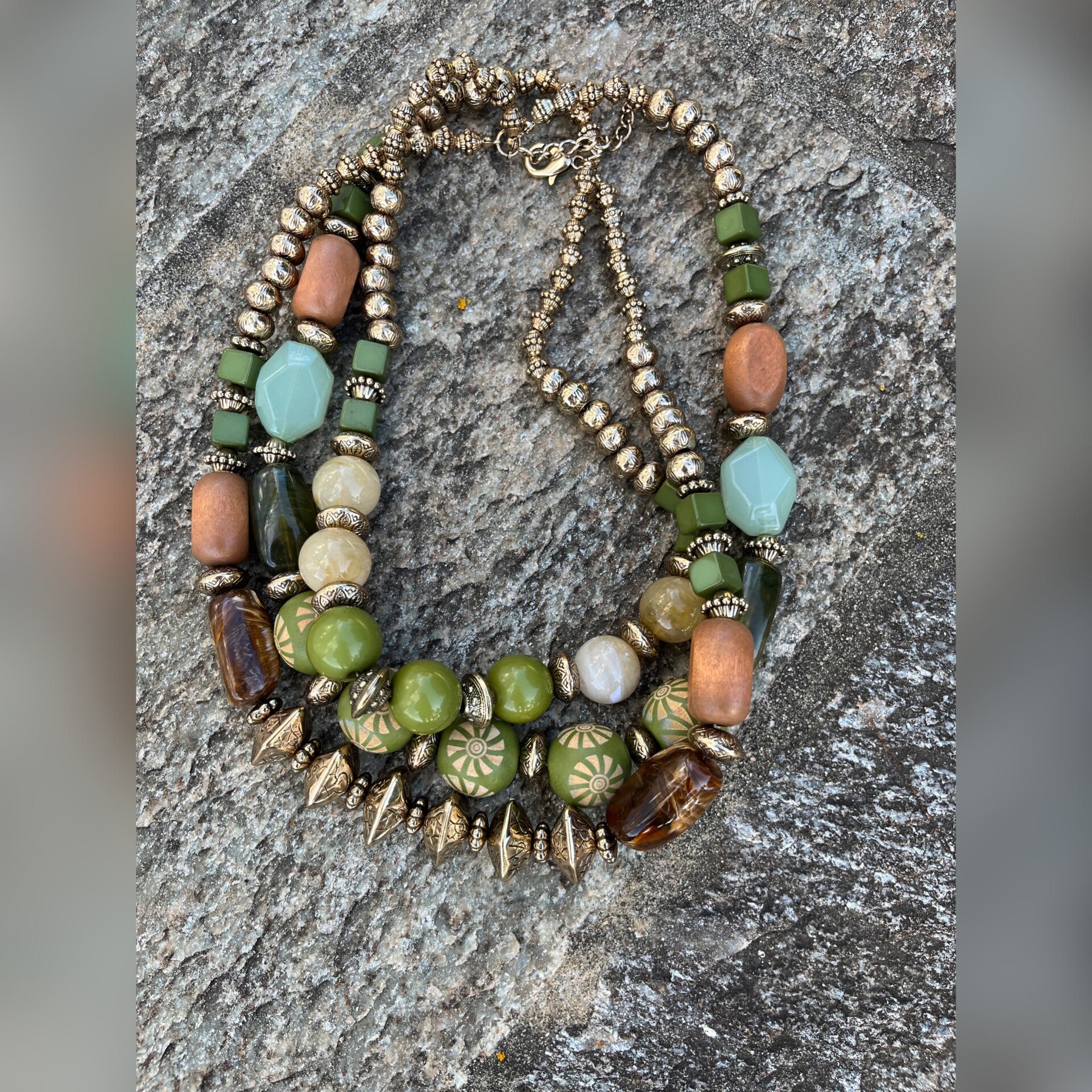 Collier Terre d’Éden