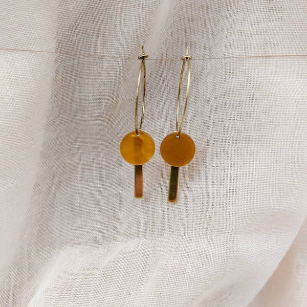 Laurien - golden brown