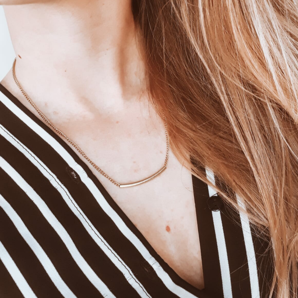 Halsketting kokertje oud goud of zilver