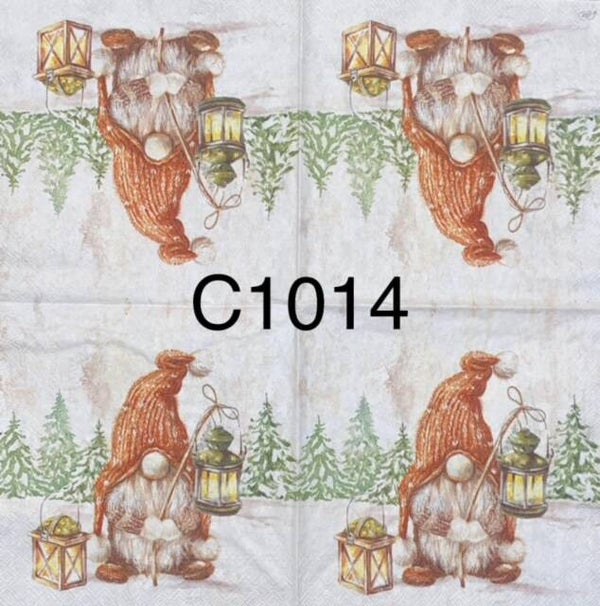 Gnomes (C1014) - Holding Lantern in Winter