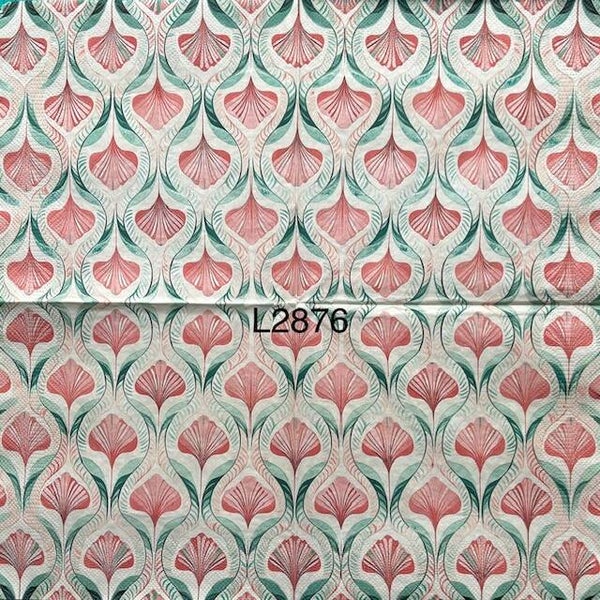 Beach (L2876) - Fan Shaped Shells?