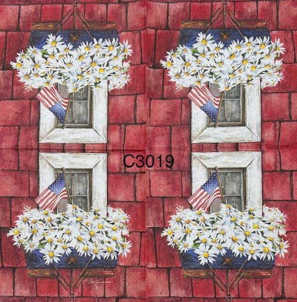 4th of July (C3019) - White Window Still with Daisies and an American Flag