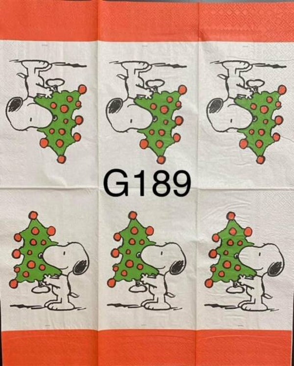 Snoopy (G189) - Snoopy Carrying a Christmas Tree