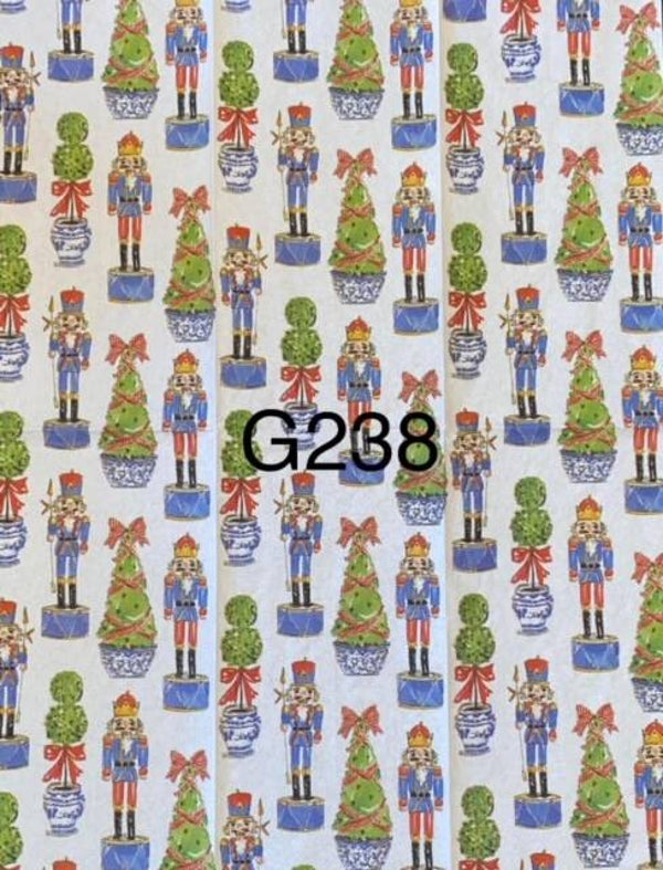 Christmas (G238) - Nutcrackers and Topiaries