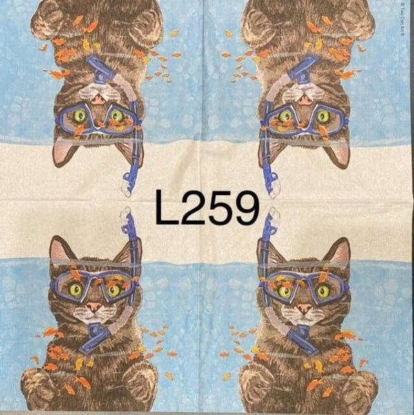 Cat (L259) - Cat Wearing Snorkel