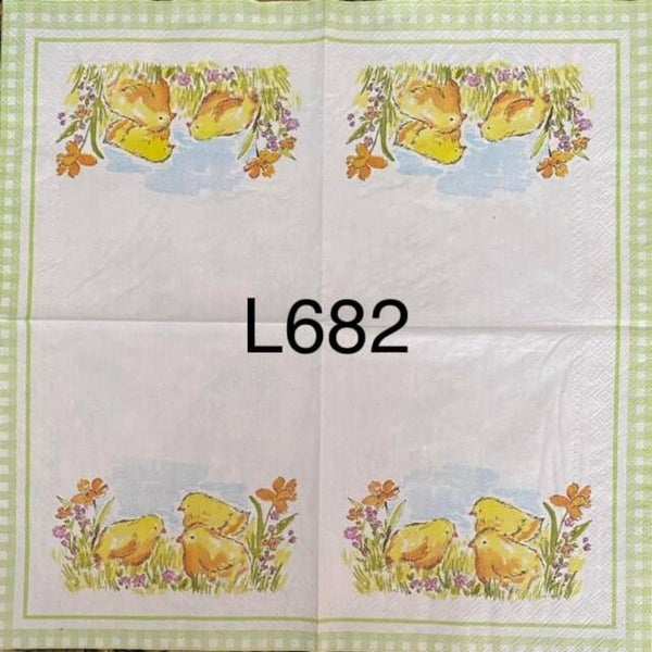 Easter (L682) - Baby Chicks in Grass Patch