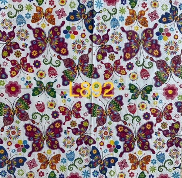 Butterflies (L892) - Butterflies Wallpaper