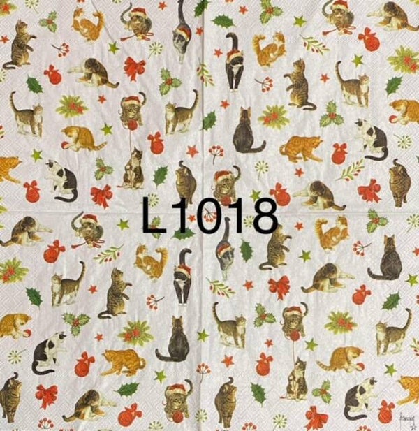Cats (L1018) - Christmas Cat Wallpaper