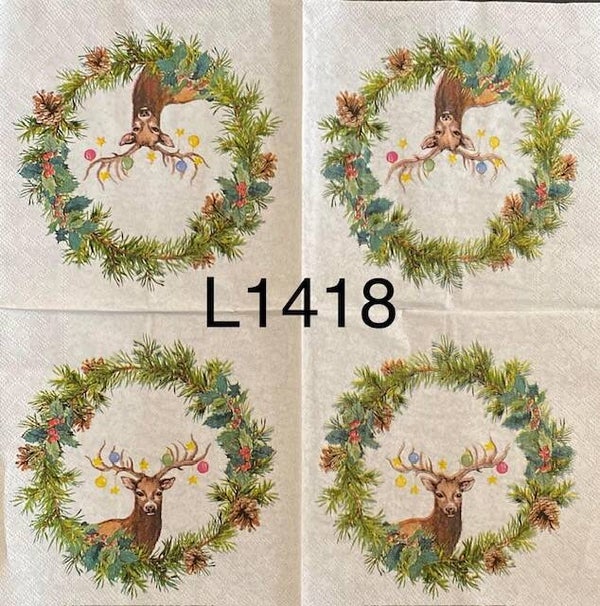 Deer (L1418) - Christmas Deer Inside of a Wreath