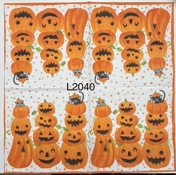 Cats (L2040) - Stacked Pumpkins with Cats on Top