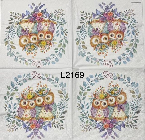Birds (L2169) - Couple Owl in Wreath