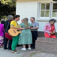 1000033162-standard.jpg
