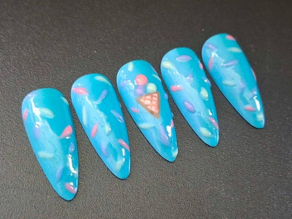 Glace bleu