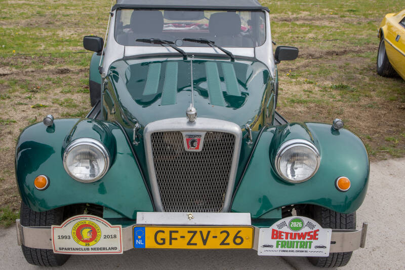naamloos-2-van-24-standard.jpg